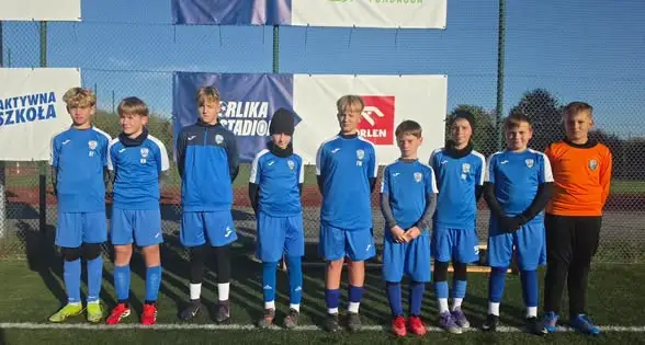 UKS Pieńsk z kompletem zwycięstw awansował do etapu makroregionalnego turnieju „Z Orlika na Stadion”