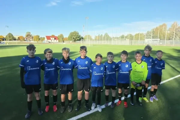 UKS Pieńsk przegrał z Jaworzanką, ale zagrał na nowym boisku